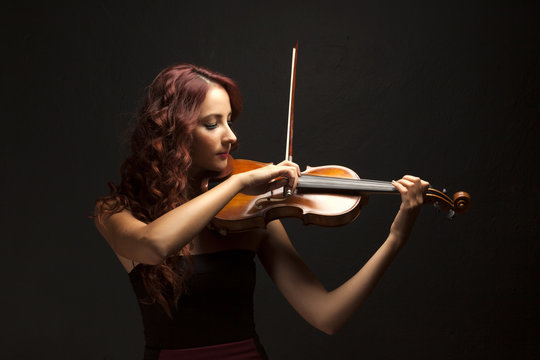 Violinist Woman