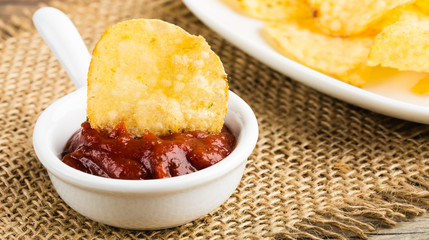 Kartoffelchips - potato crisps