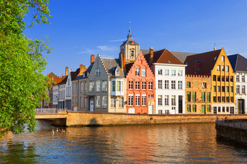 Fototapeta na wymiar Canal of Bruges in a sunny day, Belgium