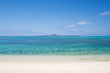 沖縄のビーチ・備瀬の浜