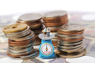 高齢の夫婦とお金の価値