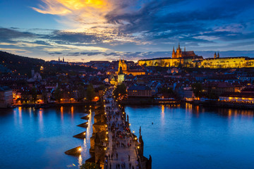 Obraz premium Night view of Prague, Charles Bridge, Vltava river