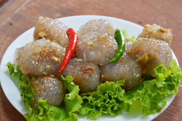 tapioca balls with pork filling