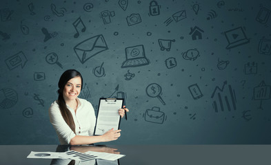 Fototapeta premium businesswoman with media icons background