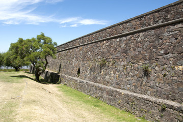Fototapeta na wymiar Uruguay - Colonia Del Sacramento - UNESCO - Fortress Wall