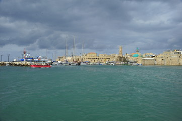 Fototapeta premium View from the sea side on the walls of the old Acre port fortress 