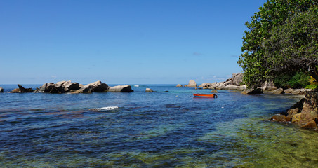 Naklejka premium seychelles coastline