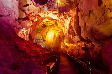 Fotobehang The China cave, geological landscape, © snvv
