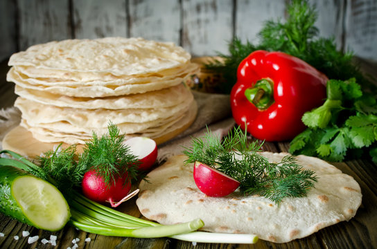 Tortilla wraps with vegetables