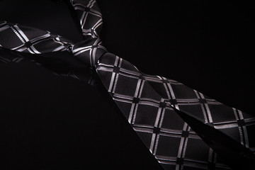 Grey tie