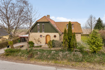 Fototapeta na wymiar Traditional Danish house