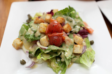 Vegetable salad with fish