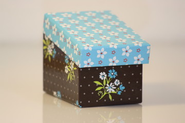 caja azul