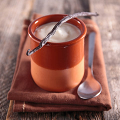 vanilla yogurt