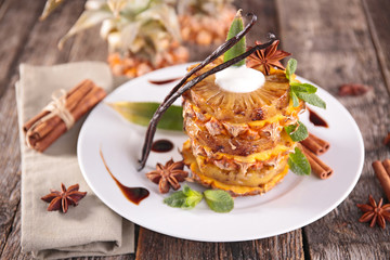 pineapple slice dessert