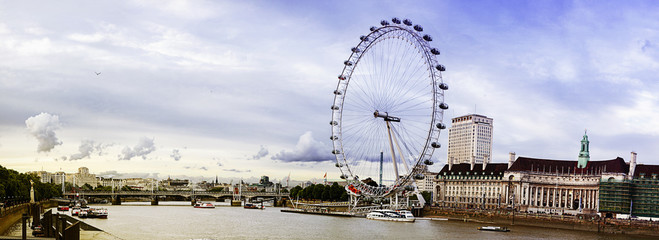 view of the London Eye and the City, River Thames, London, UK, E - obrazy, fototapety, plakaty