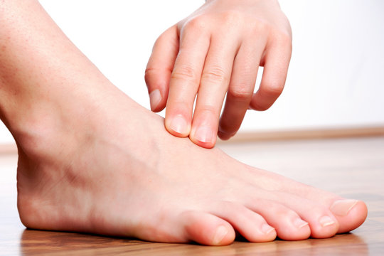 Check your pulse on foot