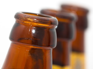 throat beer bottle macro