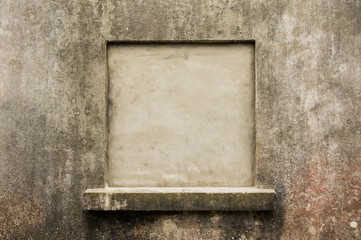 Hintergrund zugemauerte Fenster&ouml;ffnung in gealterter Wand