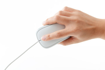マウスを操作する手