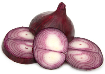 sliced ​​red onion on white background