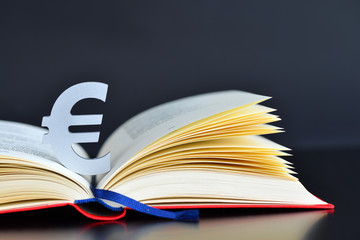 Buchpreisbindung, Euro, Buchhandel, Literatur, Verlag, Autor