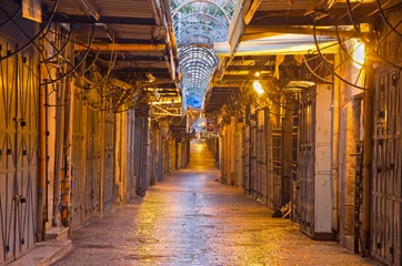 Fotobehang Jerusalem - The morning market street © Renáta Sedmáková