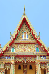 Fototapeta premium Thai gold temple roof