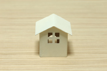 Obraz na płótnie Canvas おもちゃの住宅　白い家
