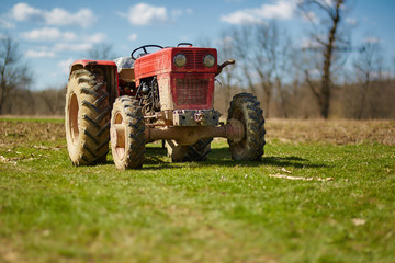 Obraz premium Tractor on a field