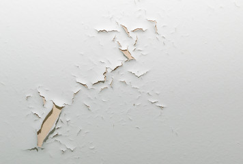 Naklejka premium cracked paint on ceiling