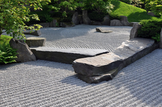 Zengarten oder Trockengarten.