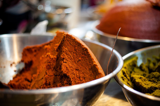 Fresh curry paste on market