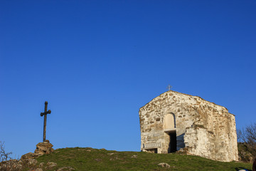 Fototapeta na wymiar Medieval chapel on the Pchelina dam, Bulgaria