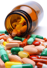 Pillen und Tabletten aus Medizin-Glas