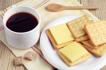 Coffee and cracker cookies with cheese