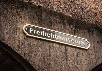 Strassenschild 43 - Freilichtmuseum - obrazy, fototapety, plakaty