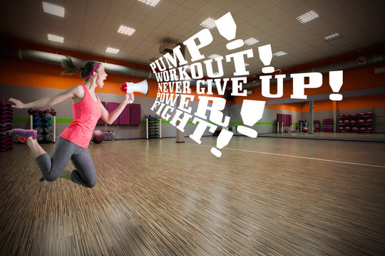 Fitness instructor motivating to workout