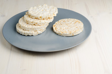 rice cake, puffed rice on table