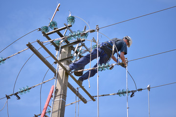 electricien ligne aerienne 20000 v
