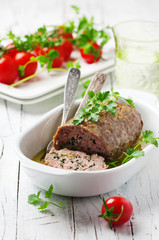 Meat rolls with herbs