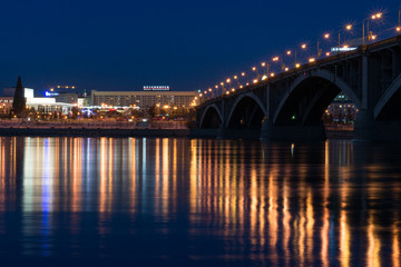 Fototapeta na wymiar night Krasnoyarsk bridge over the Yenisei