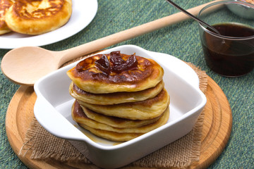 pancakes with jam