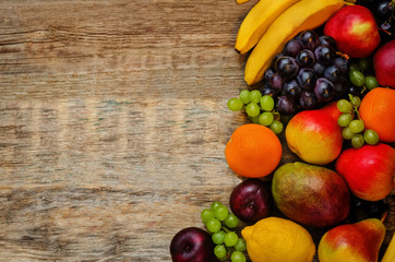 mango, lemon, plum, grape, pear, orange, Apple, banana