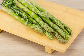 Raw asparagus