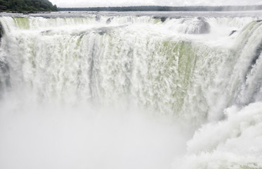Obrazy na Plexi  Wodospad Diabelskiego Gardła w Argentynie i Brazylii