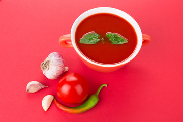 Bowl of tomato soup.