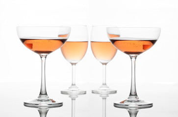 The sparking rose wine in the wine and coctail glass group set