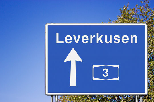 Wegweiser A3, Richtung Leverkusen