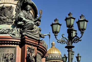 Fototapeta na wymiar San Pietroburgo, monumento